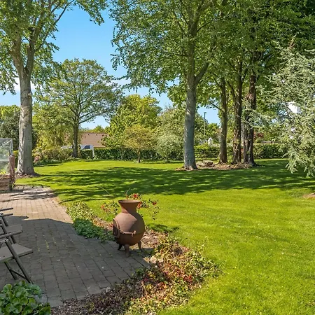 Ferienhaus Charming In Quiet Surroundings On *