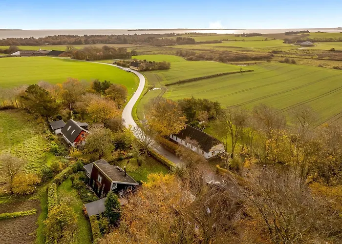 Charming In Quiet Surroundings On